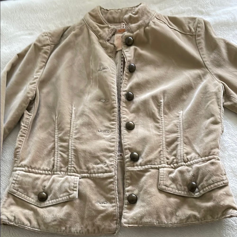 Women's Tan Jacket